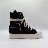 MIRIAM PLUS - BLACK CANVAS Three Zip