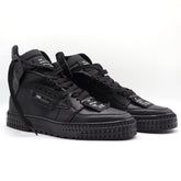 Riad High - Total Black