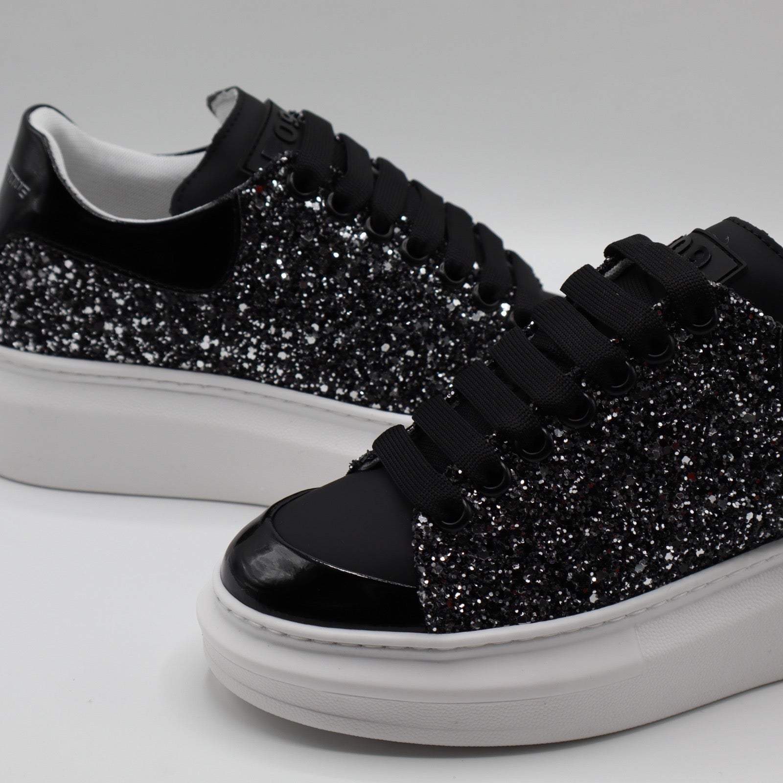 Ryo - Glitter Silver 2.0