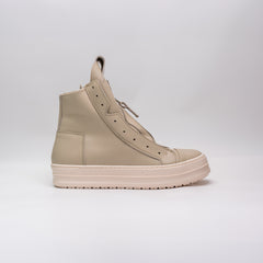 F16 - Classic Beige