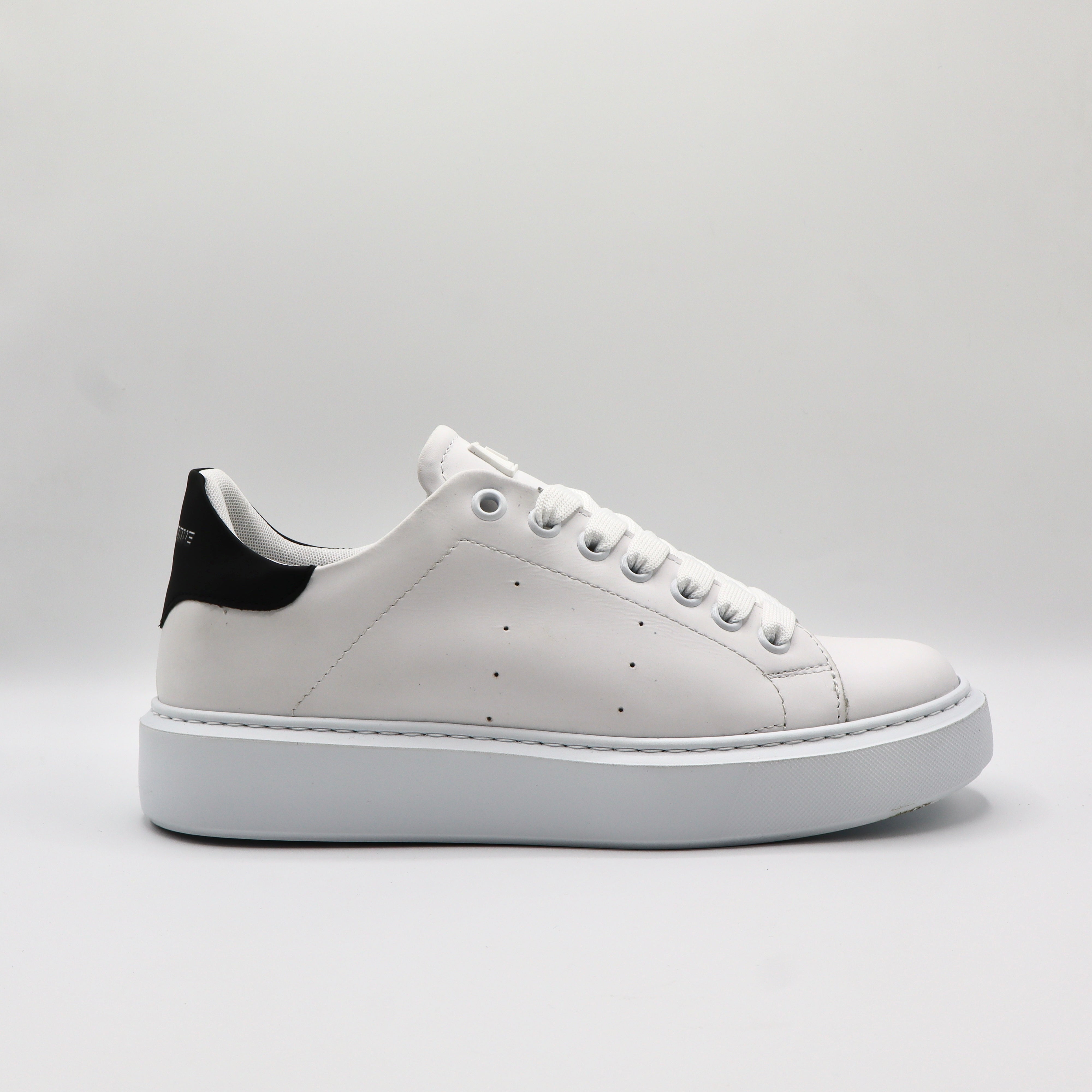 Orion - White and Black