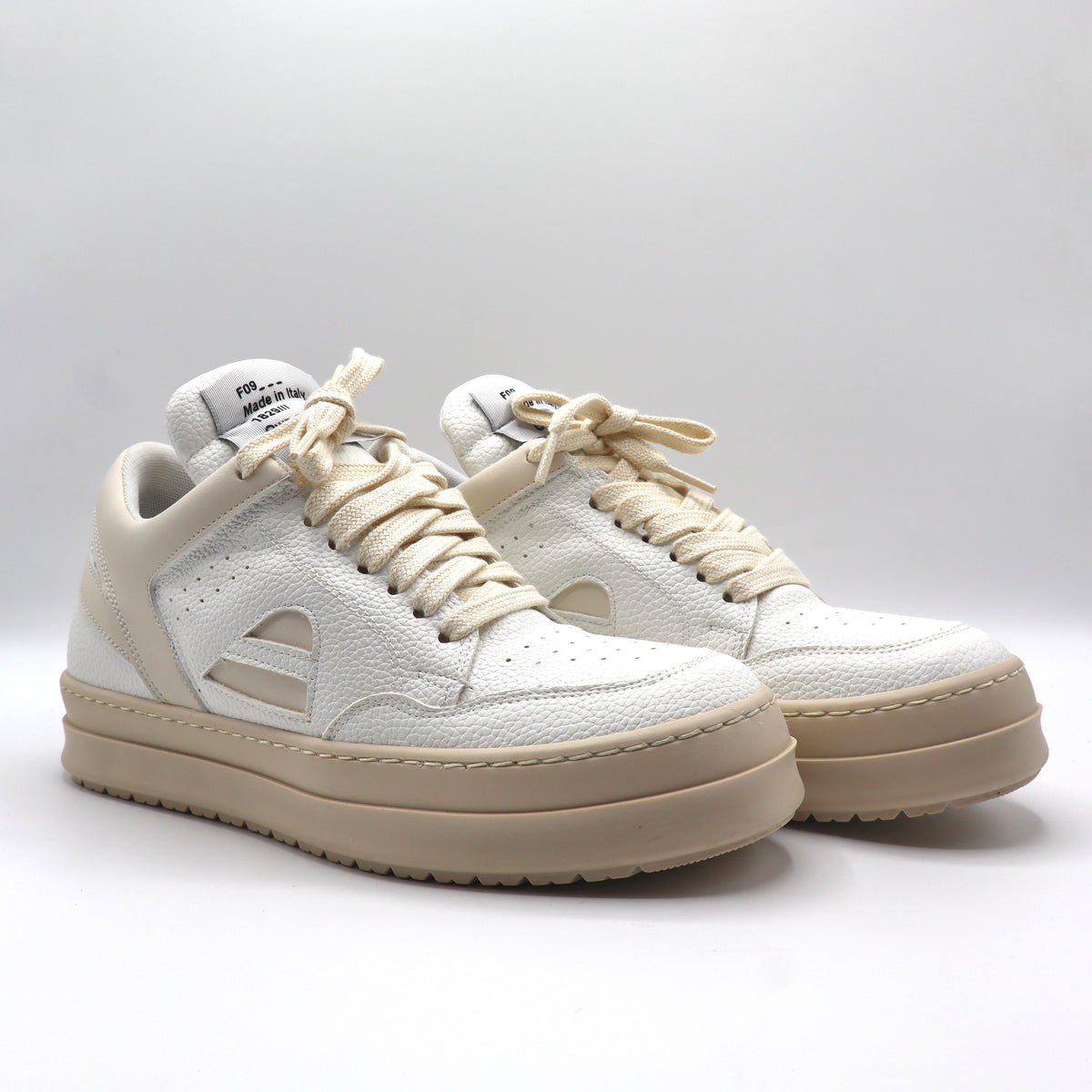 Ginevra - White & Cream