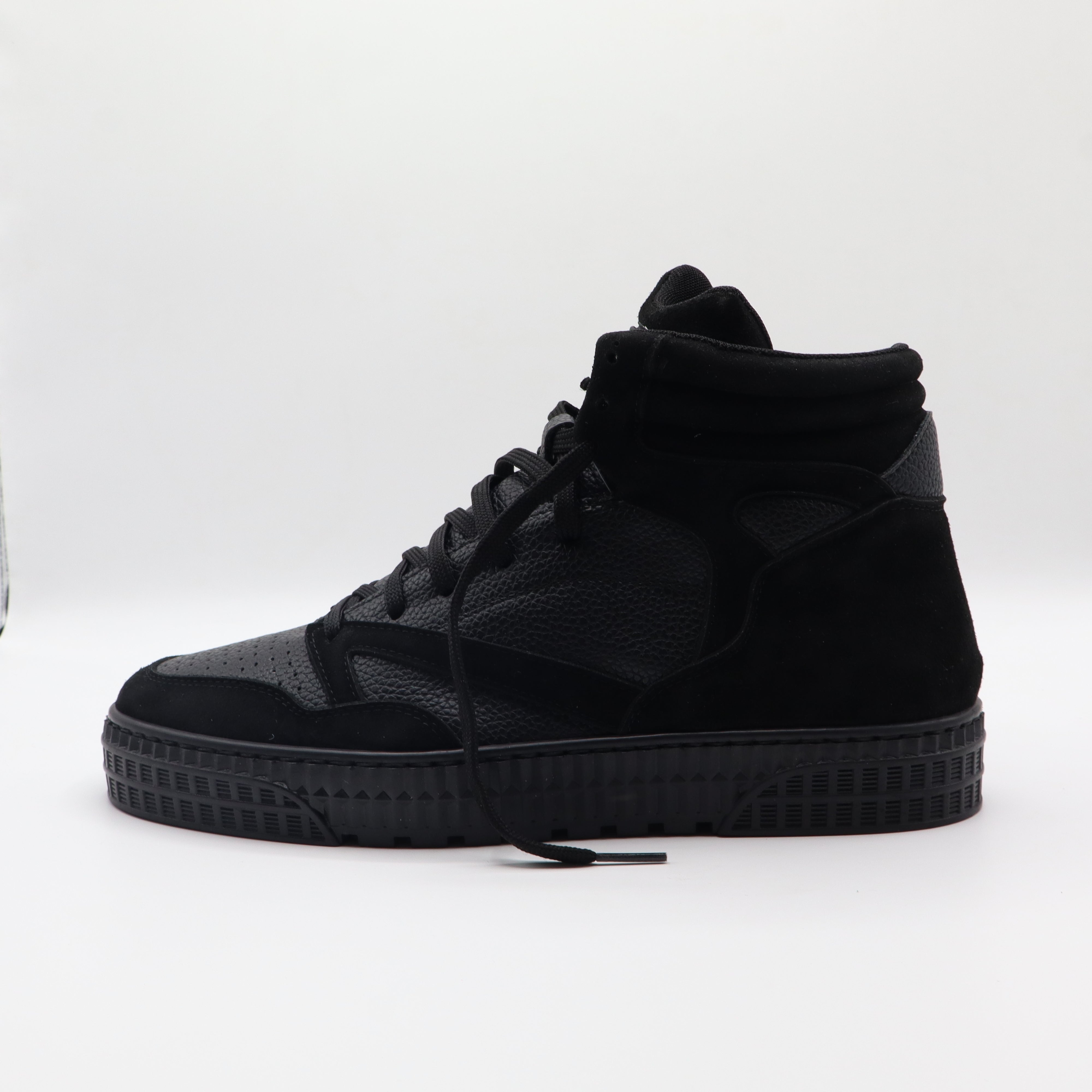 Vesuvio - Total Black