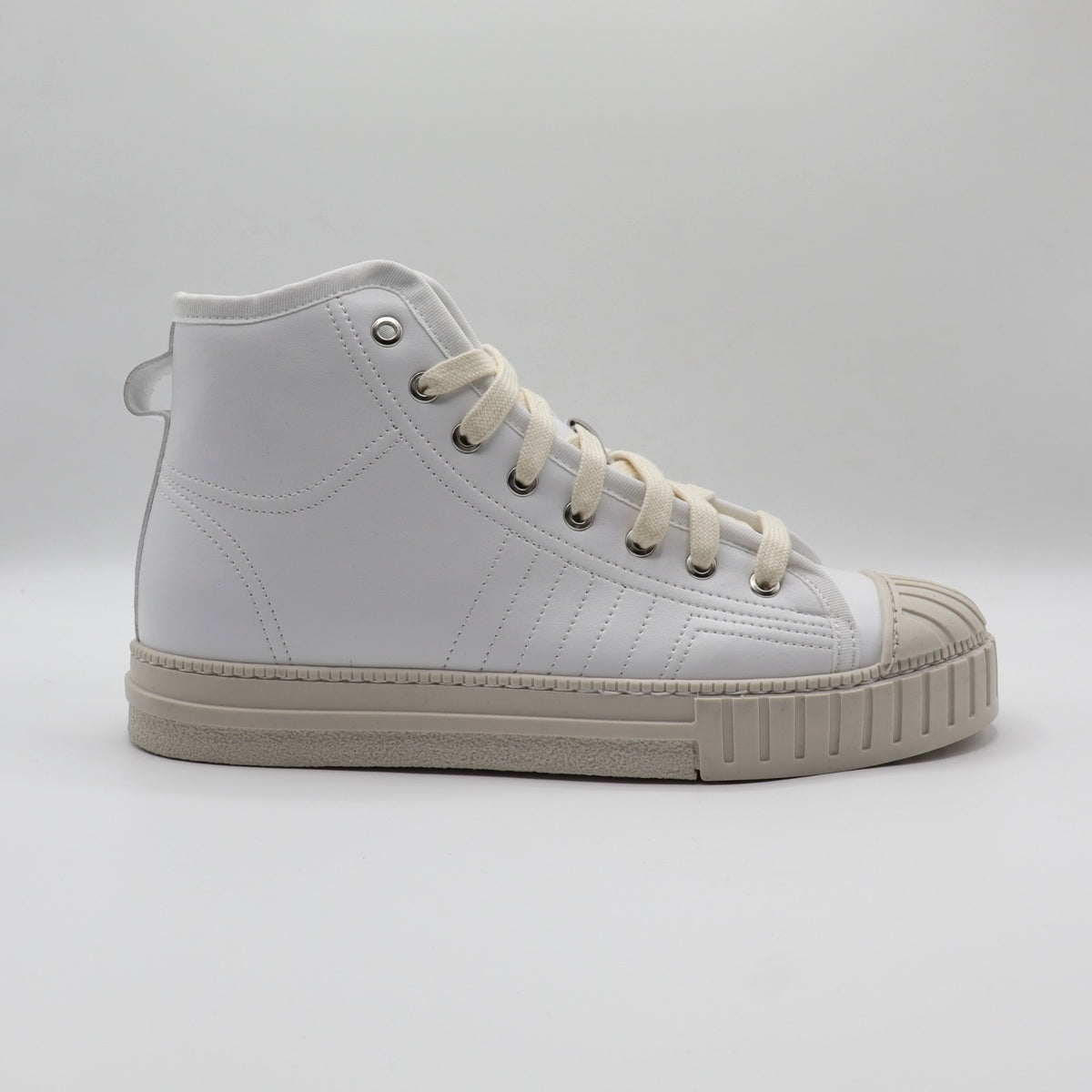 YOU CAUGHT HIGH - WHITE LEATHER