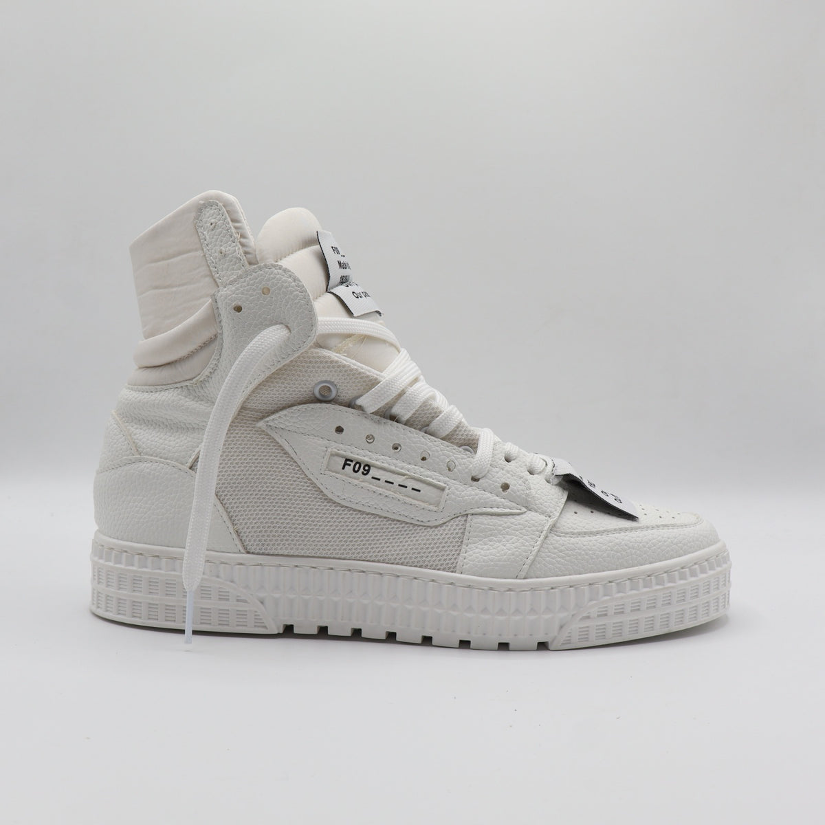 Riad High - Full White