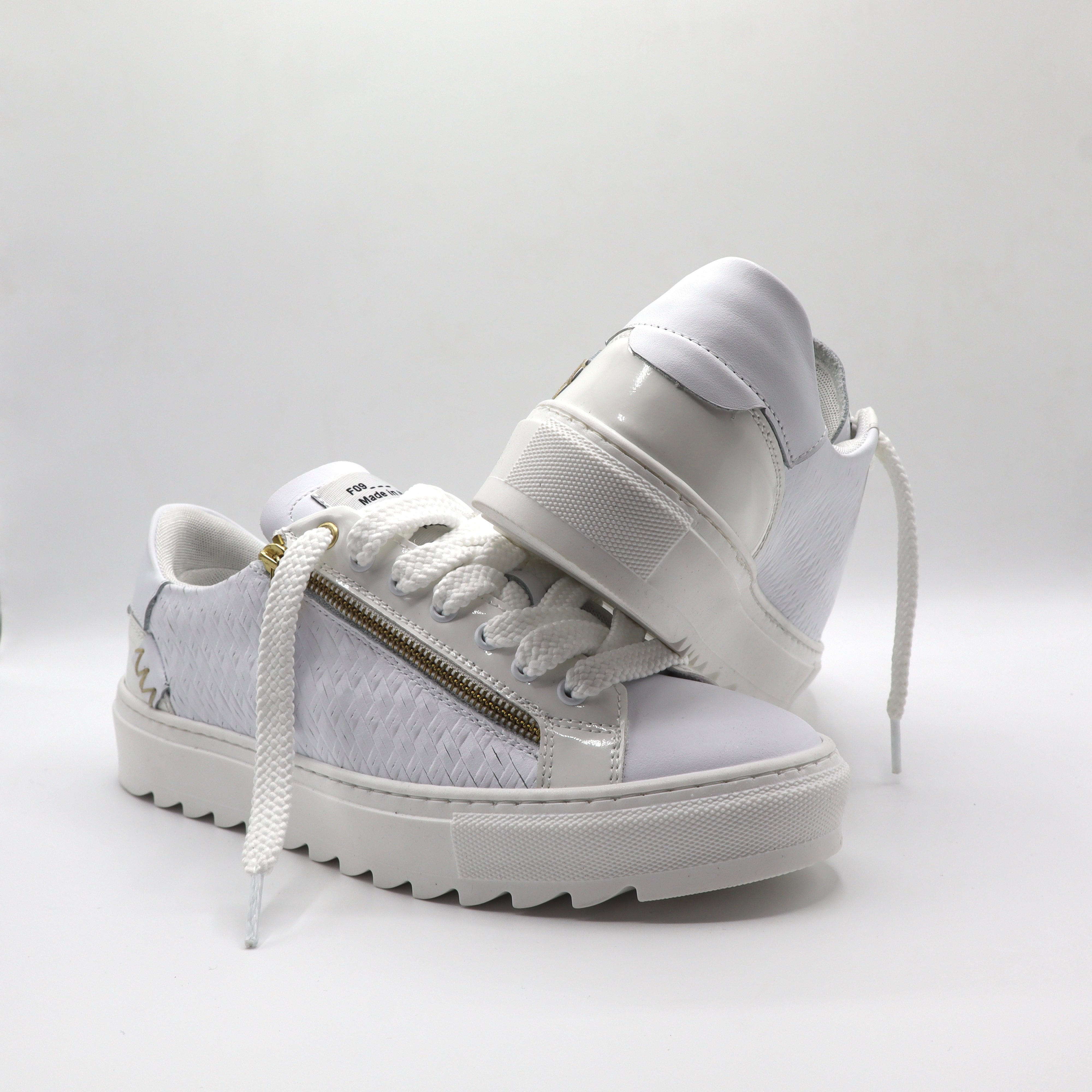 SQUALOS LOW 2.0 total White