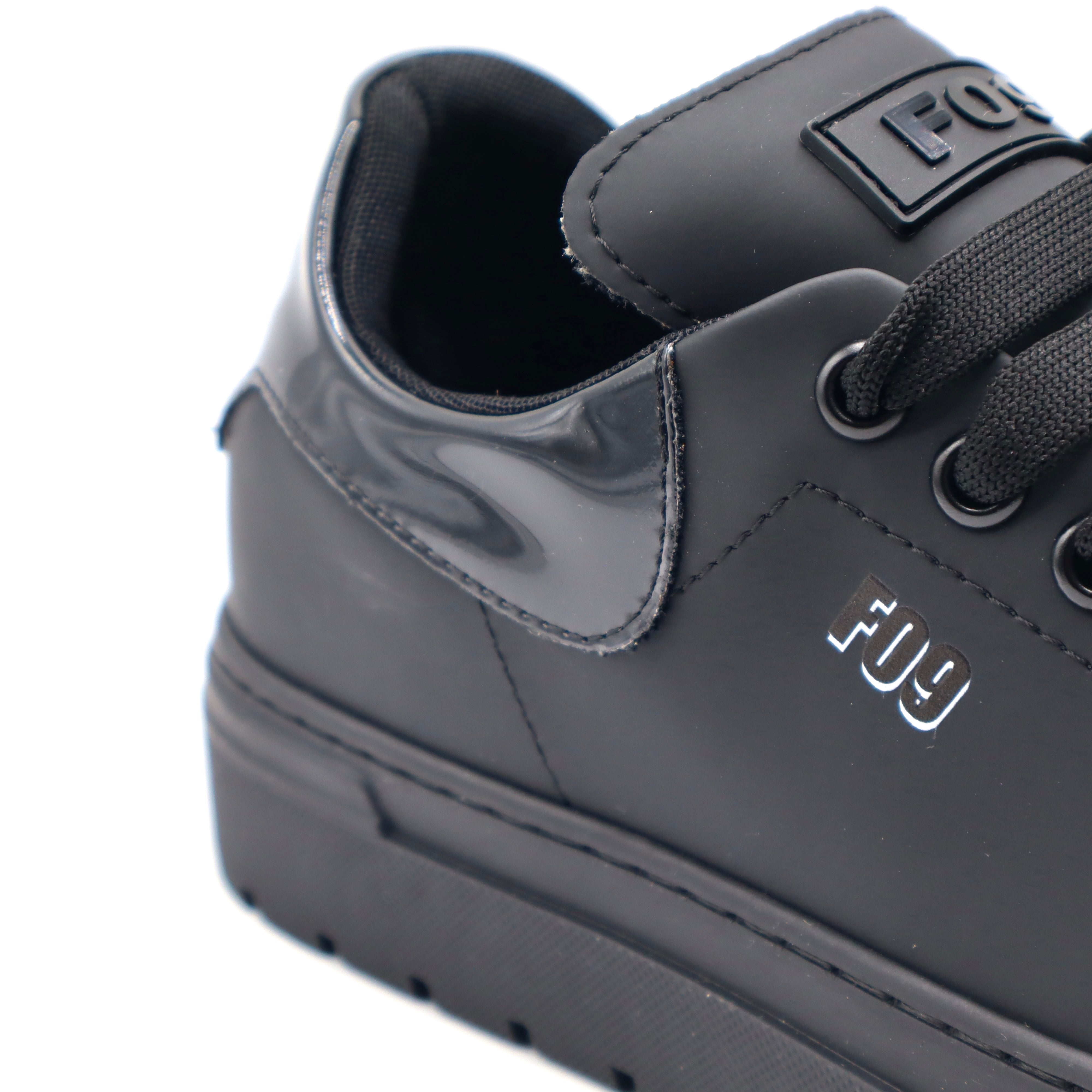 Dakar - Total Black