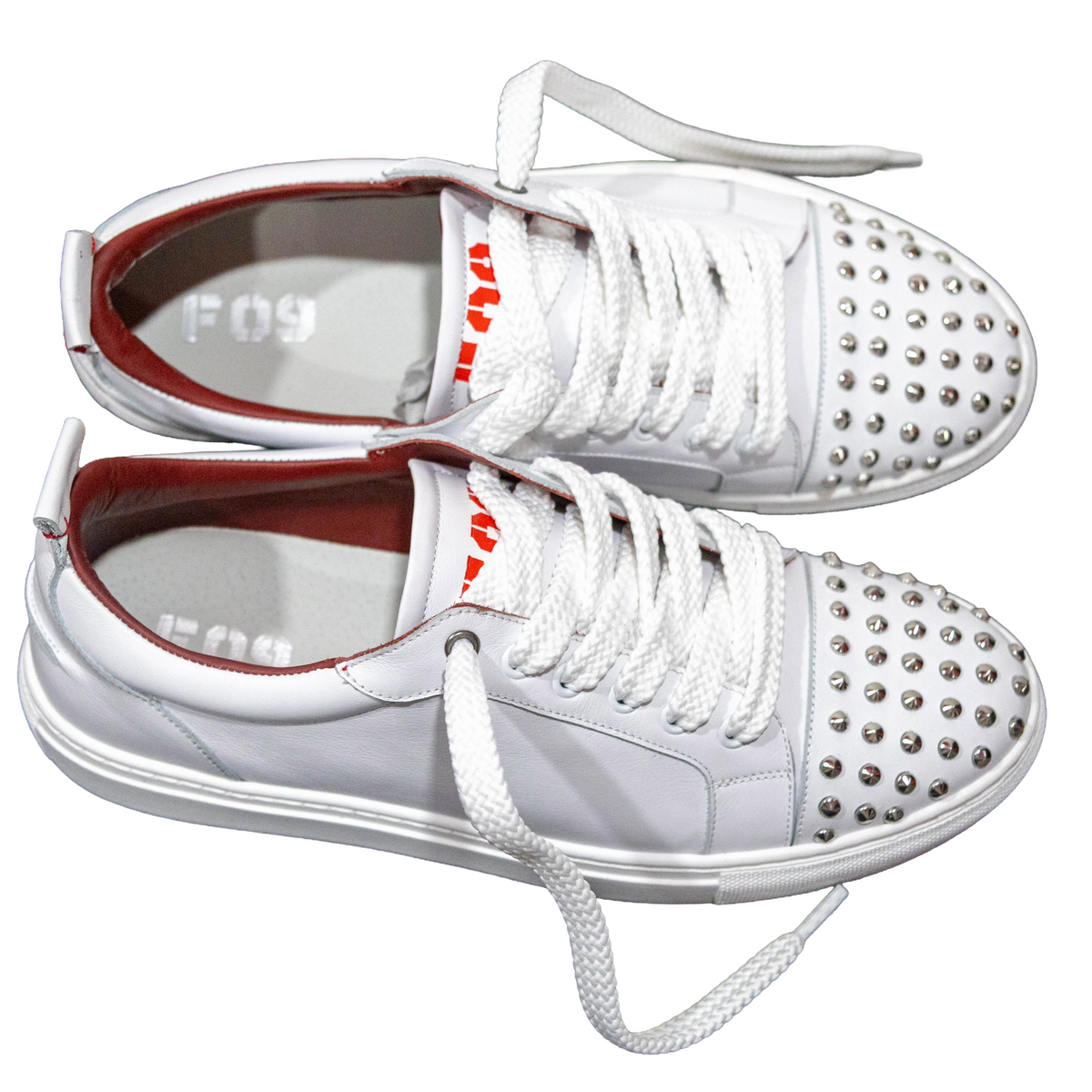 K10 - WHITE RED