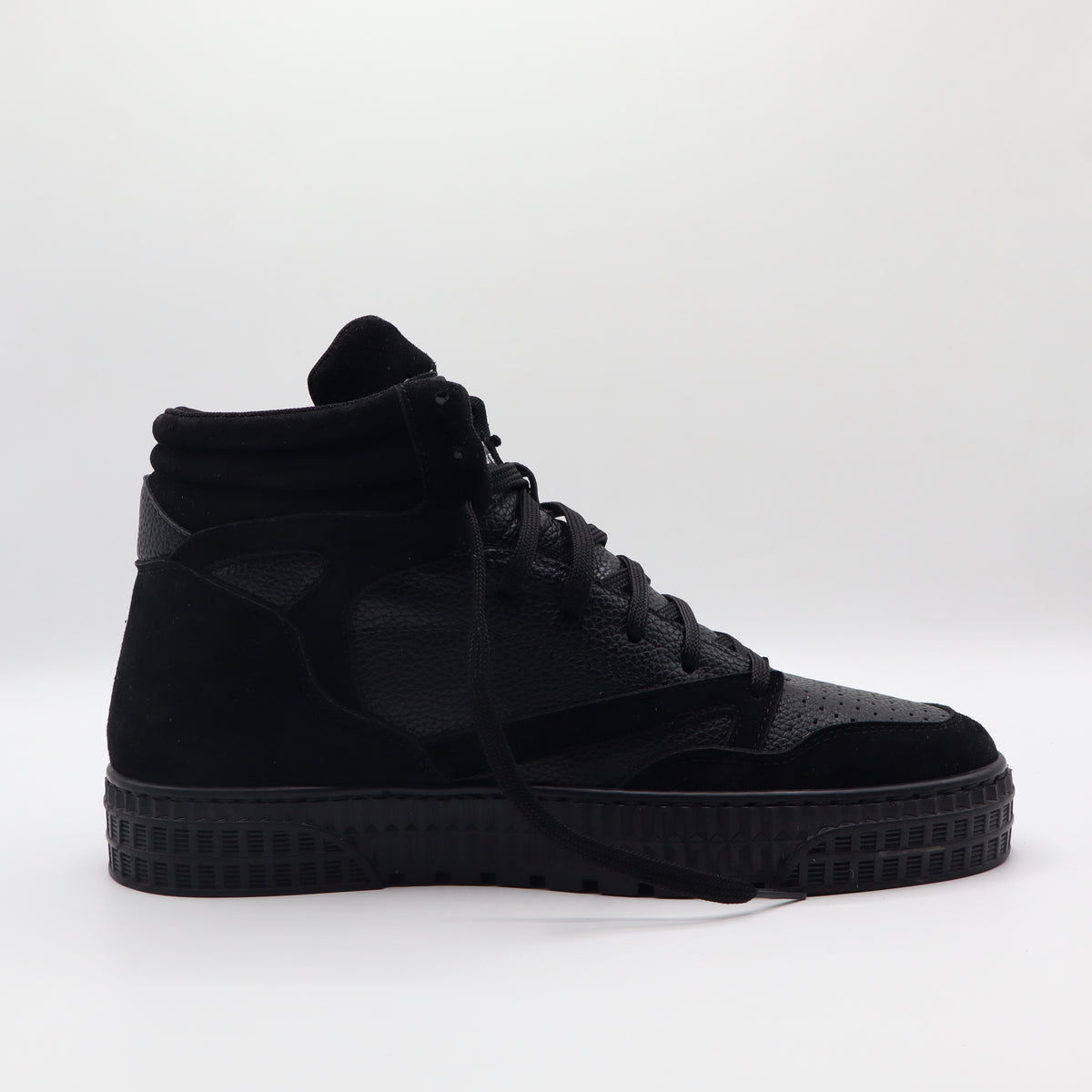 Vesuvio - Total Black