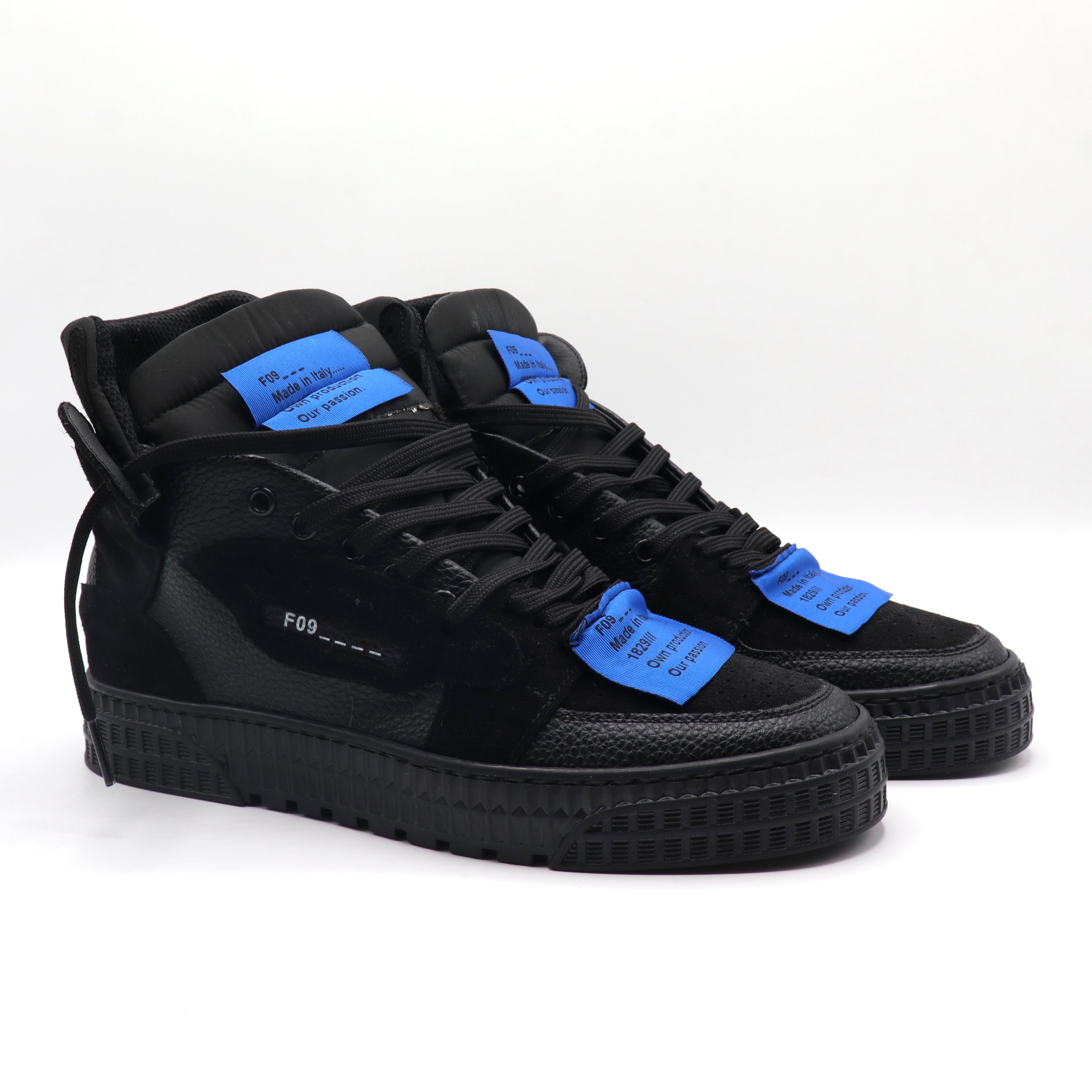 Riad High - Black And Blue