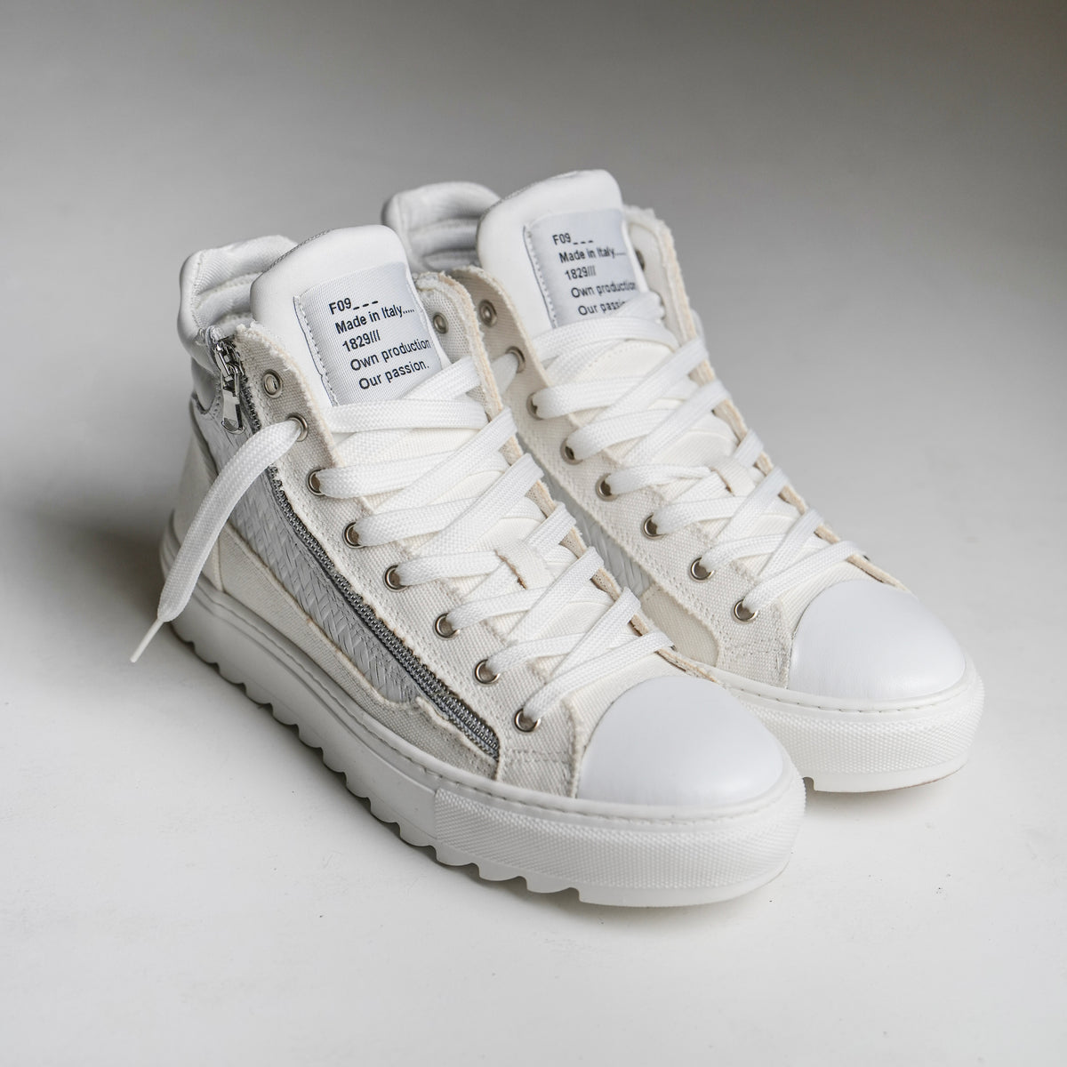 SQUALOS WHITE