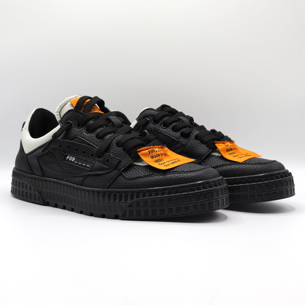 Riad Low - Black Orange White