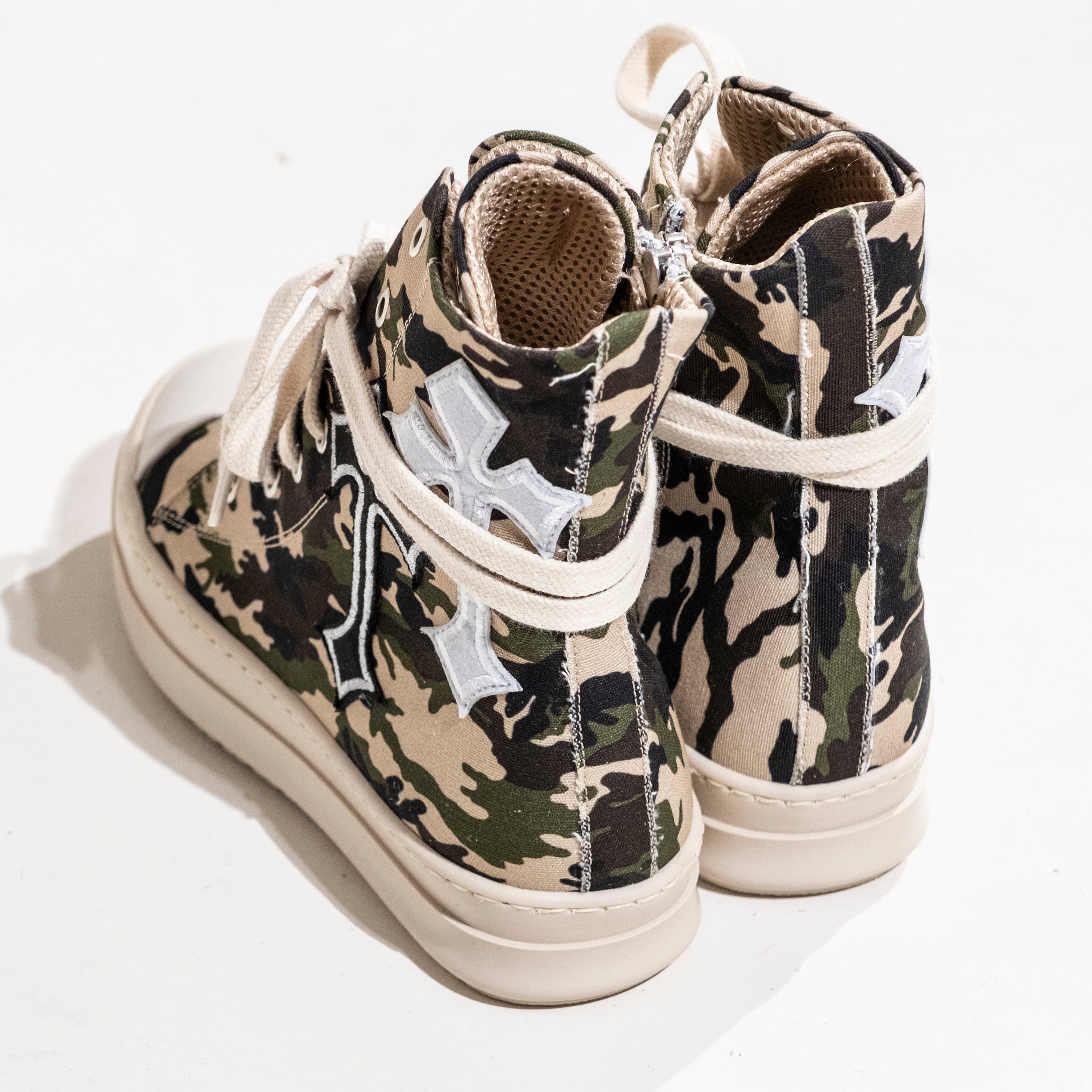 MIRIAM - military + croci