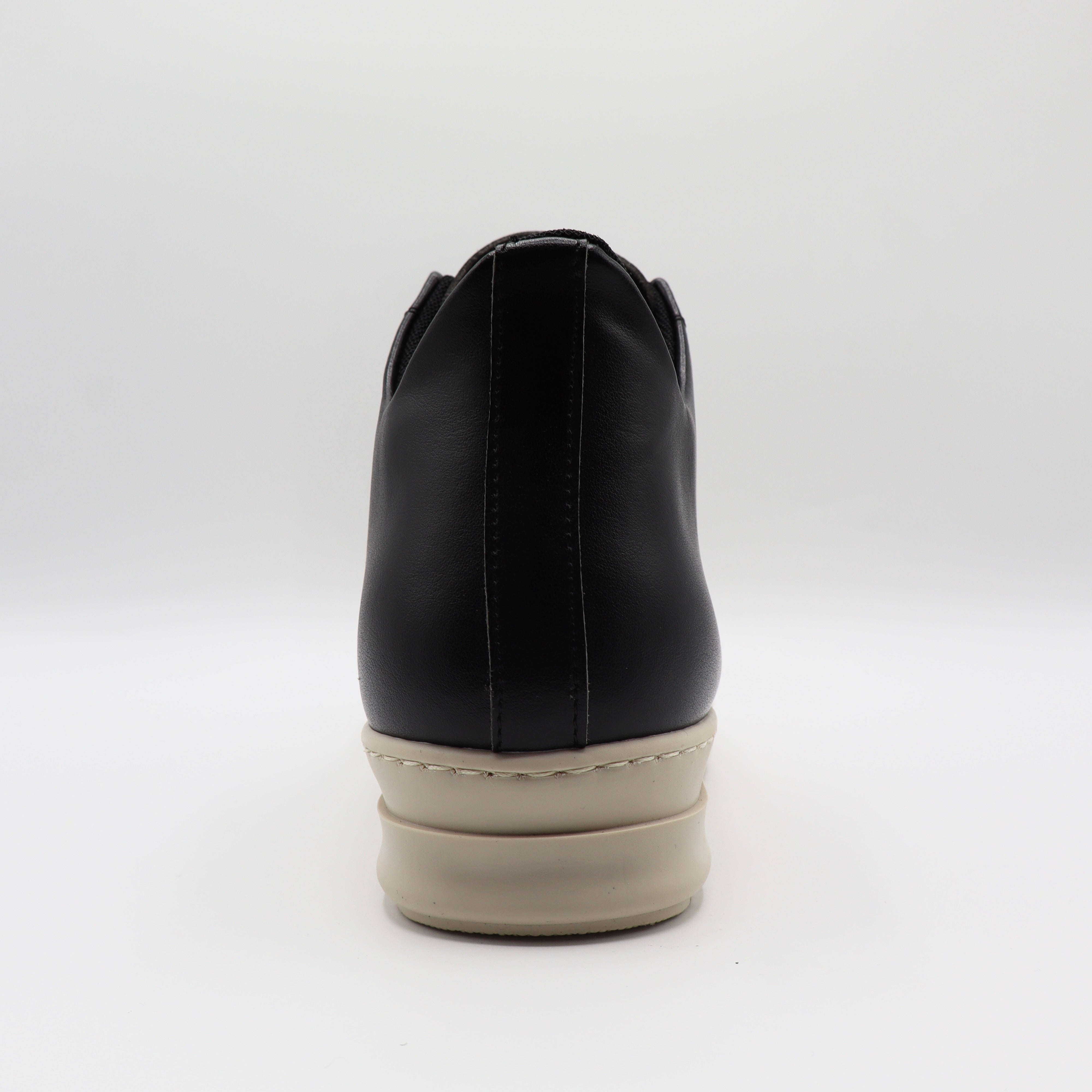 Martin - Black