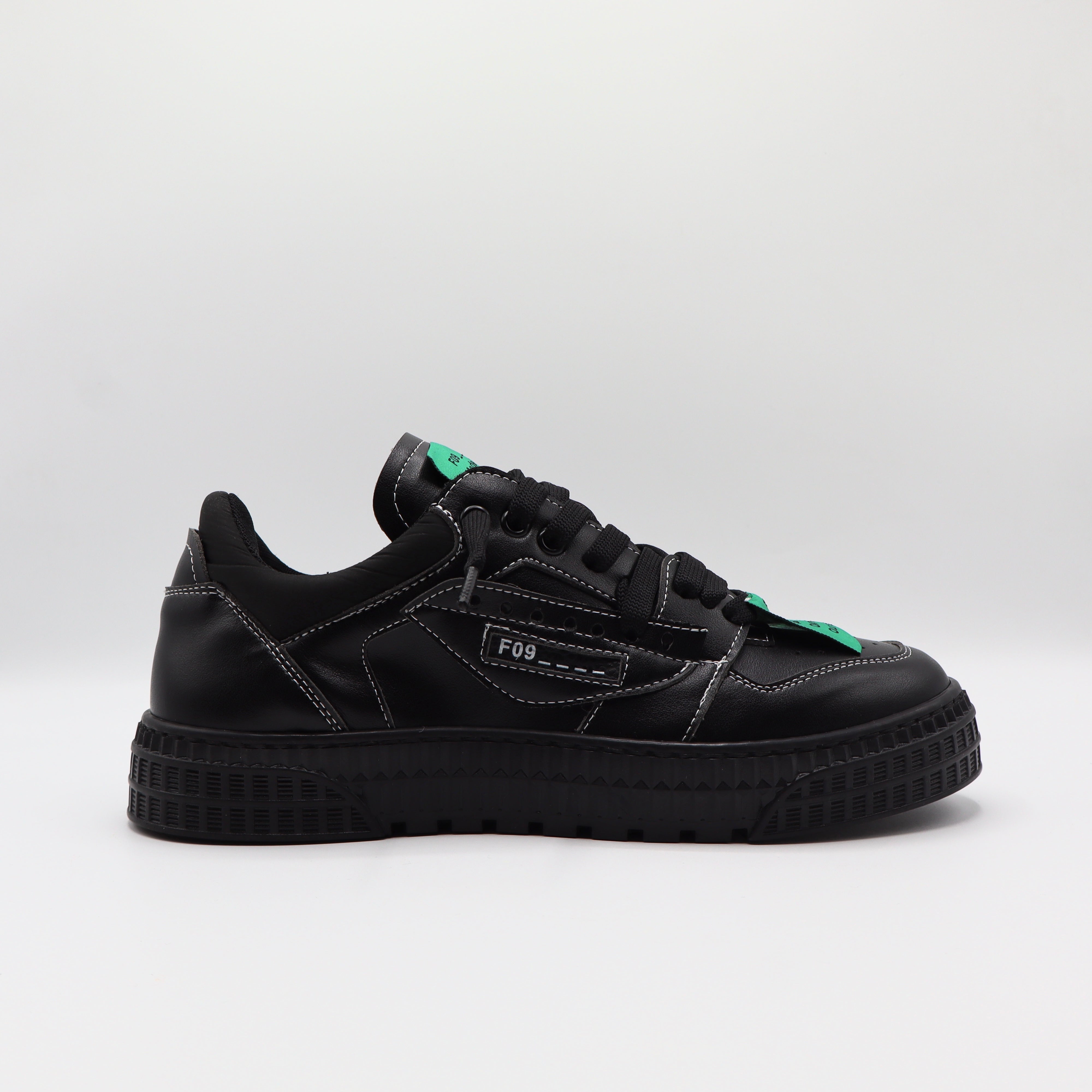 Riad Low - Black And Emerald